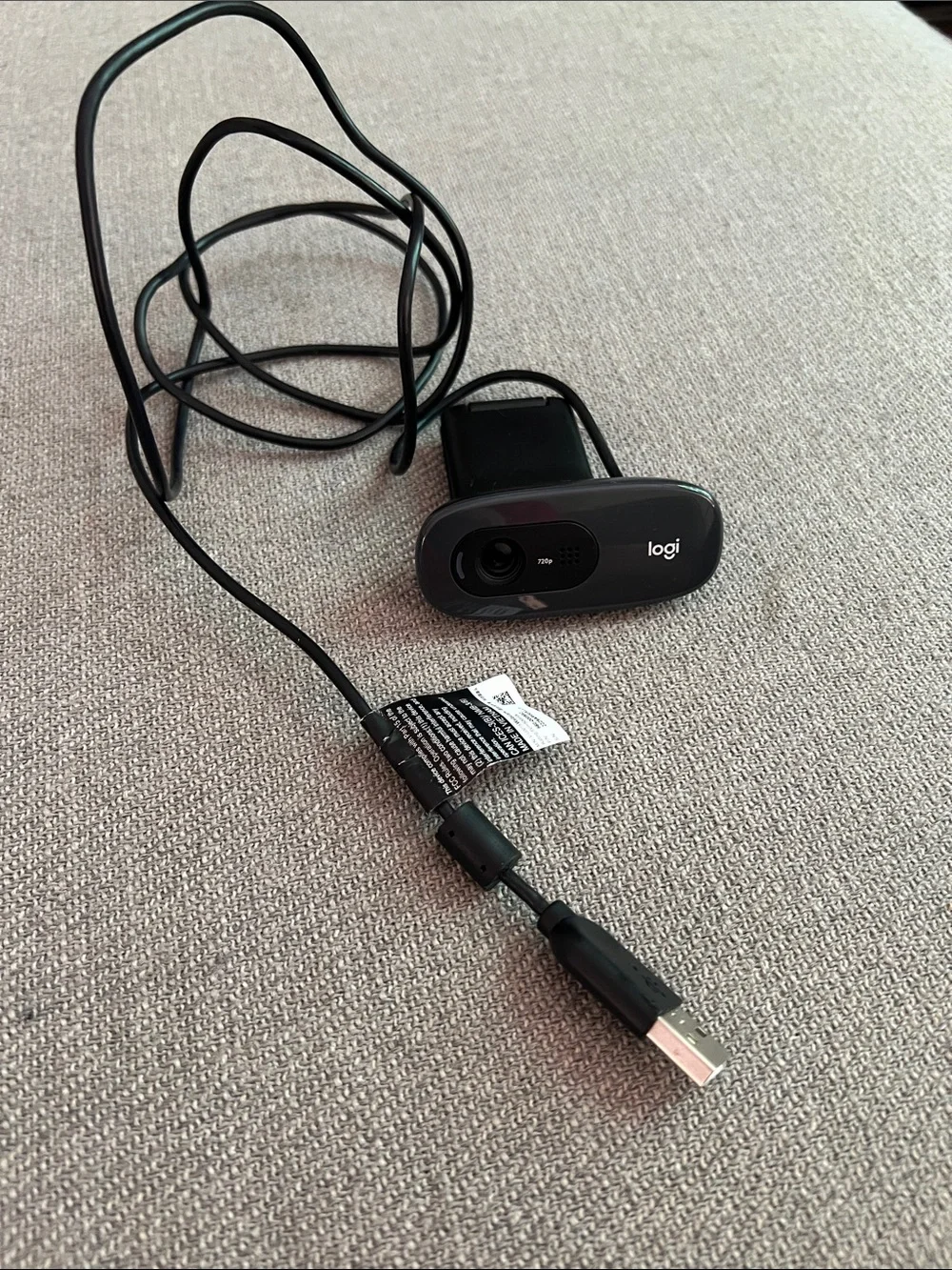 black Logitech C270 HD webcam designed for video calling and recording.